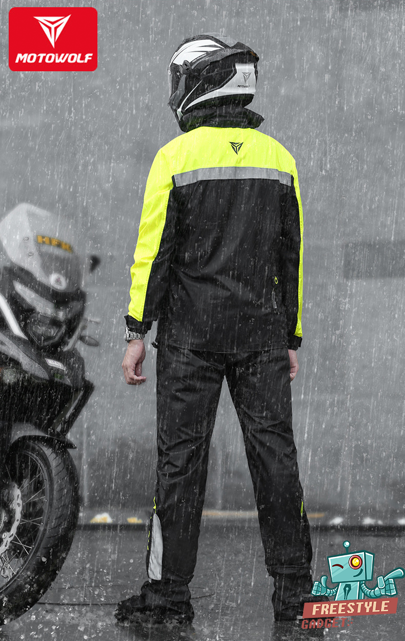 MOTOWOLF MDL0402 - ชุดกันฝน มอเตอร์ไซค์ เสื้อกันฝนพร้อมกางเกง มีแถบเรืองแสง มีไฟ LED เพิ่มความปลอดภัย
