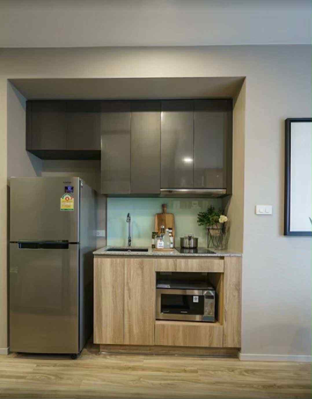 ðïļ āđāļŦāđāđāļāđāļēāļāļāļāđāļ āļāļĨāļāļŠāļāļąāļĄ āļŠāļēāļāļĢâāđāļāļĢāļīāļāļĢāļēāļĐāļāļĢāđ (Blossom Condo SathornâCharoenrat Rd.)