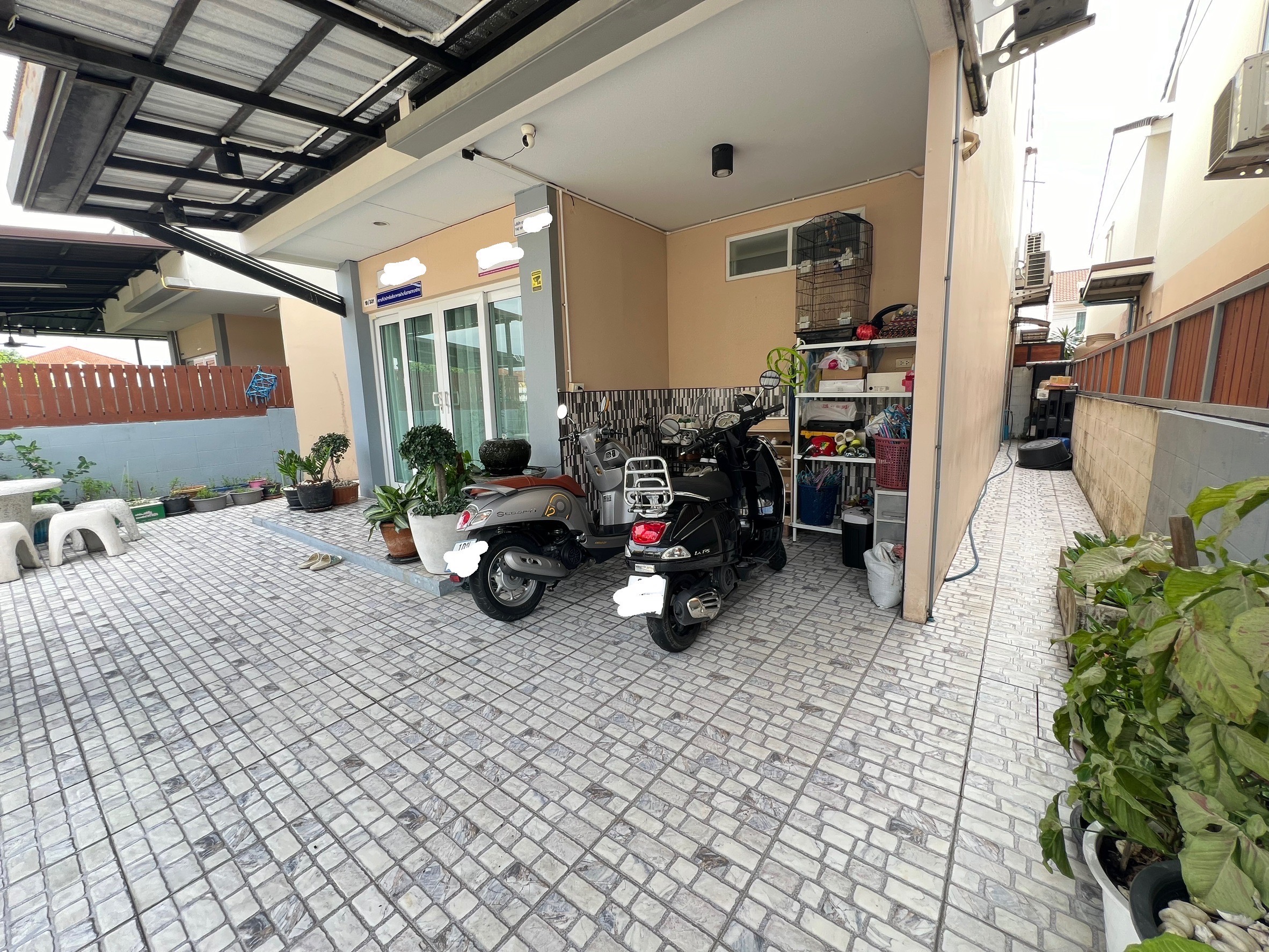 ขาย / ให้เช่า ทาวน์โฮม 2 ชั้น หมู่บ้านประภาทรัพย์ รามอินทรา-หทัยราษฎร์ ขาย 3.6 ล้าน