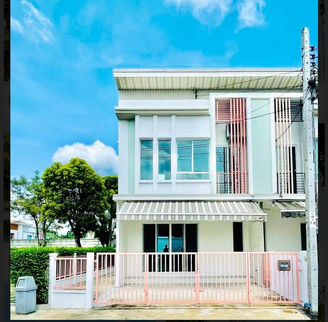 ขาย / ให้เช่าทาวน์โฮม 2 ชั้น โครงการ พลีโน่ วงแหวน-รามอินทรา Pleno Wongwaen-Ramintra 3 ห้องนอน 2 ห้องน้ำ ขนาด 29.9 ตรว