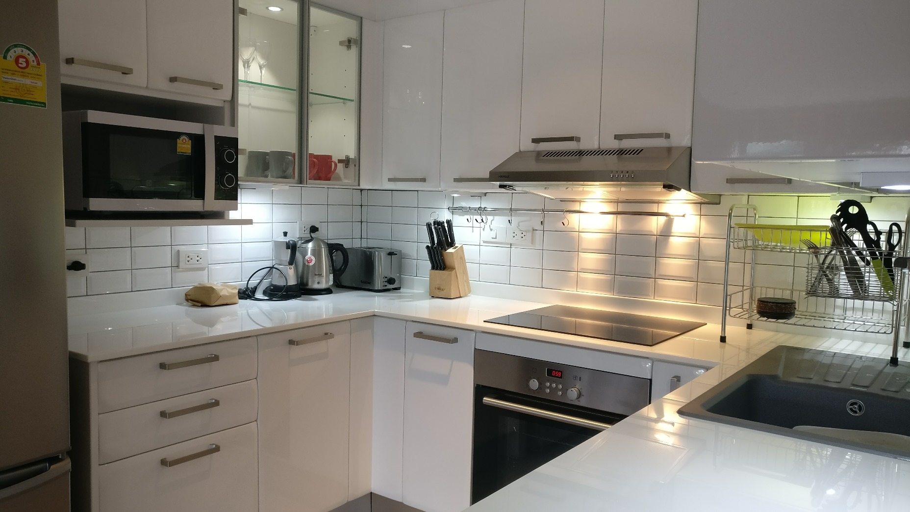 ให้เช่าคอนโด Raintree Villa (เรนทรี วิลล่า) 2 ห้องนอน 1 ห้องน้ำ ขนาด 75 ตรม ชั้น 4 อาคาร A ห้องมุม