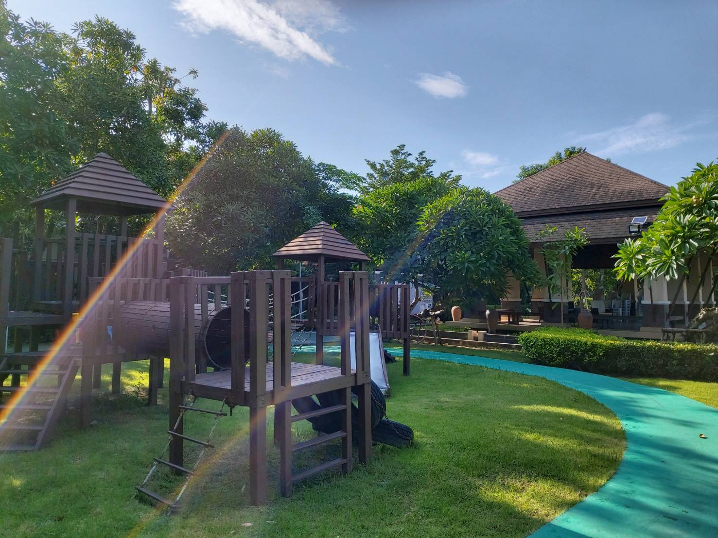 ขาย / เช่าบ้านเดี่ยว 2 ชั้น โครงการหมู่บ้านเดี่ยว ศุภาลัย สุวรรณภูมิ Supalai Suvarnabhumi ถ.ลาดกระบัง 1ก/14 ขายราคา 15,900,000บาท