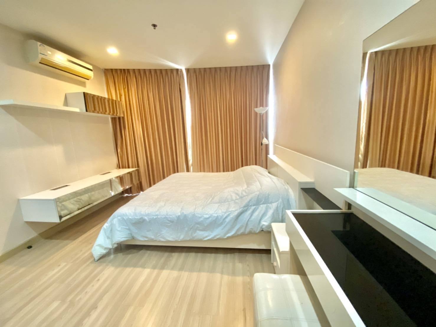 ขาย / ให้เช่าคอนโด Skywalk (สกายวอล์ค พระโขนง) ✨ วิว BTS เข้าเมือง สวยมาก! แต่งครบ พร้อมอยู่ ชั้นสูง โล่งโปร่ง อยู่สบาย