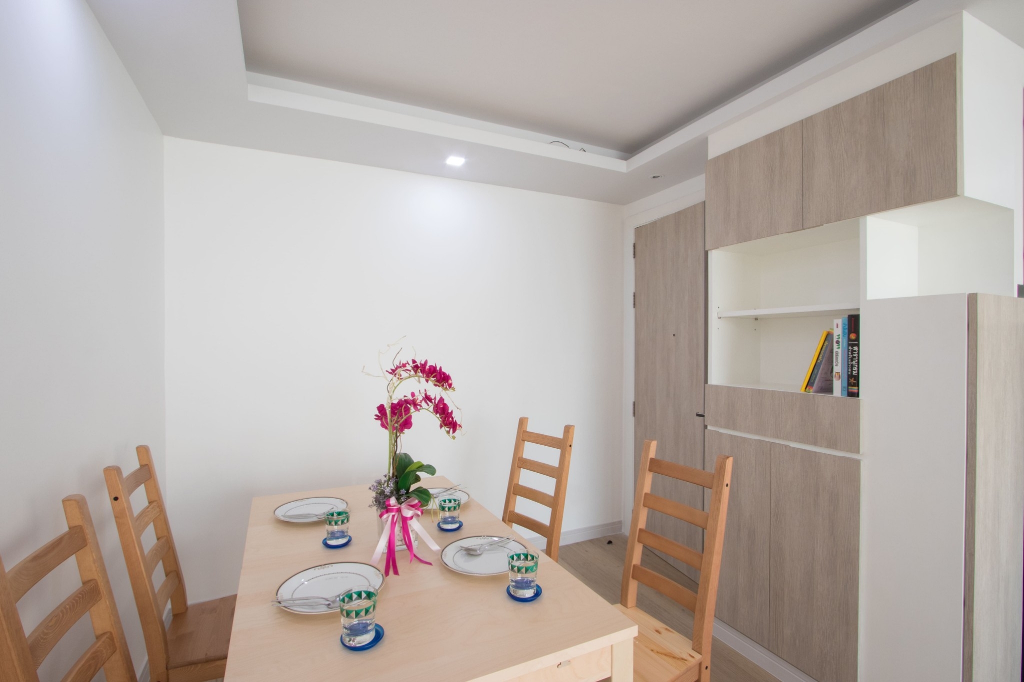 ให้เช่าห้องชุดรายเดือน TT Residence มีห้อง 4 ขนาดให้เลือก ห้องสตูดิโอ ห้อง 1 ห้องนอน ห้อง 2 ห้องนอน 1 ห้องน้ำ