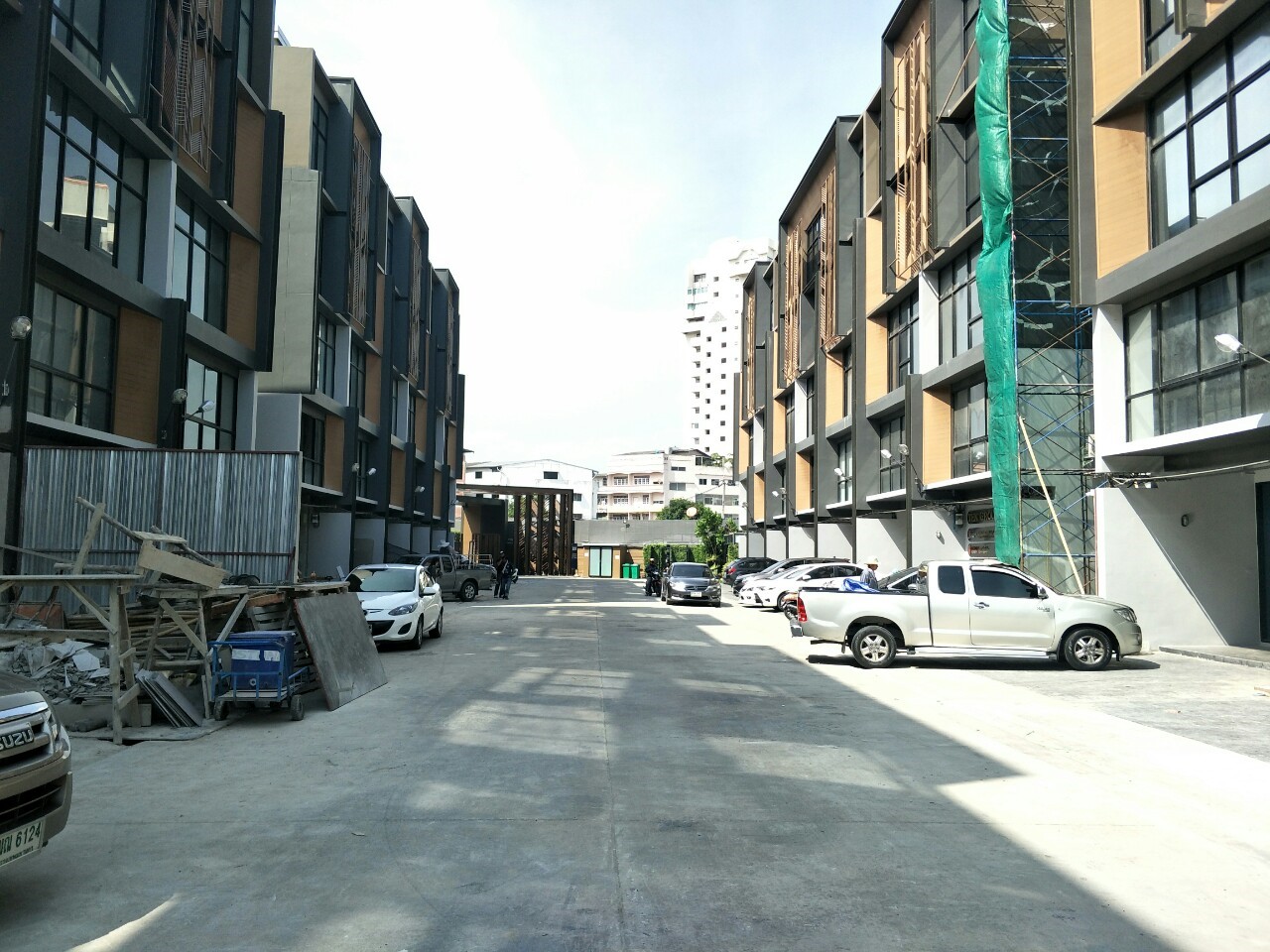 ขาย / เช่า โฮมออฟิศโครงการ เดอะ ไพรด์ สุขุมวิท 77 - The Pride Sukhumvit 77 4 ชั้นครึ่ง