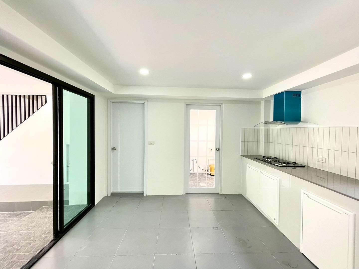 🌟 ขายทาวน์เฮ้าส์ปรับปรุงใหม่ทั้งหลัง พหลโยธิน 48 แยก 52 (ซอยเทพรักษ์) | ฟรีโอน | สวยพร้อมเข้าอยู่ 🌟