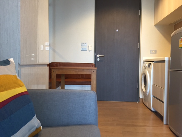 ขาย / เช่า คอนโด The LUMPINI 24( เดอะ ลุมพินี 24) 1 ห้องนอน 1 ห้องน้ำ ( Unit 0603 ) ขนาดห้อง 26.4 ตารางเมตร ชั้น 6 วิวทิศตะวันออก วิวเมืองโล่ง