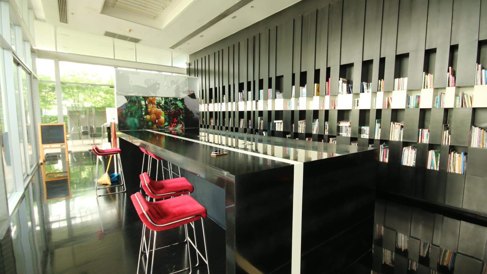 ให้เช่าคอนโด 2 นอน 2 น้ำ 18000 / เดือน โคงการ The Room Ratchada - Ladprao (เดอะ รูม รัชดา-ลาดพร้าว ) 2 ห้องนอน 2 ห้องน้ำ