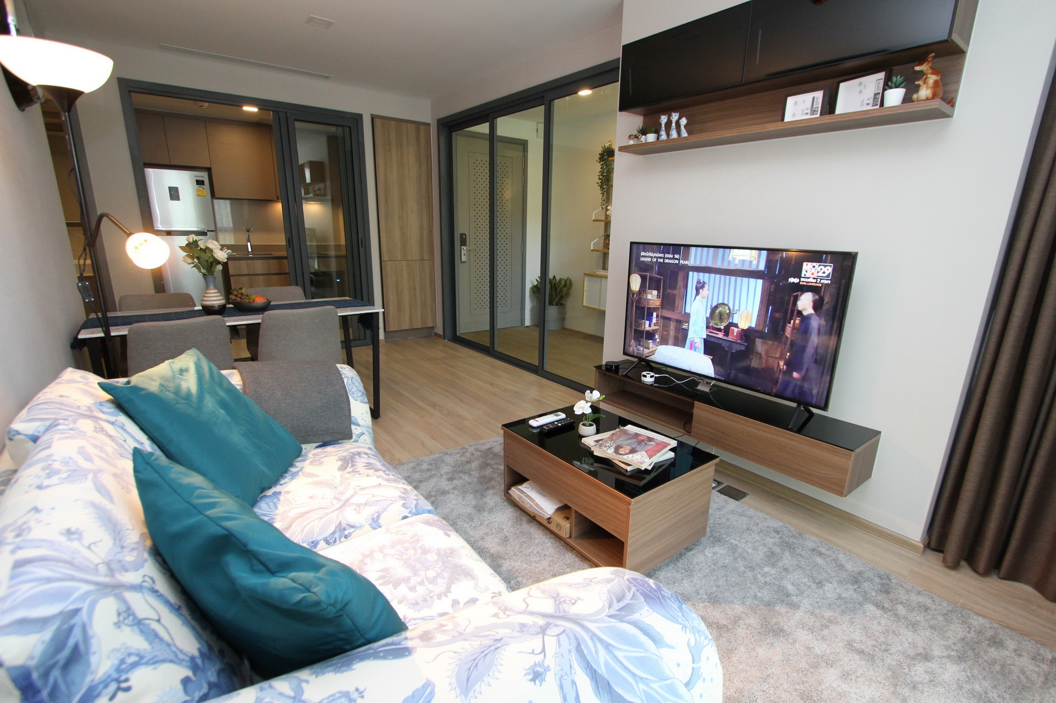 ขาย / เช่า คอนโด Taka Haus Ekamai 12 (ทากะ เฮาส์ เอกมัย 12) 2 ห้องนอน 2 ห้องน้ำ พื้นที่ 67.32 ตารางเมตร สวนญี่ปุ่นส่วนตัว