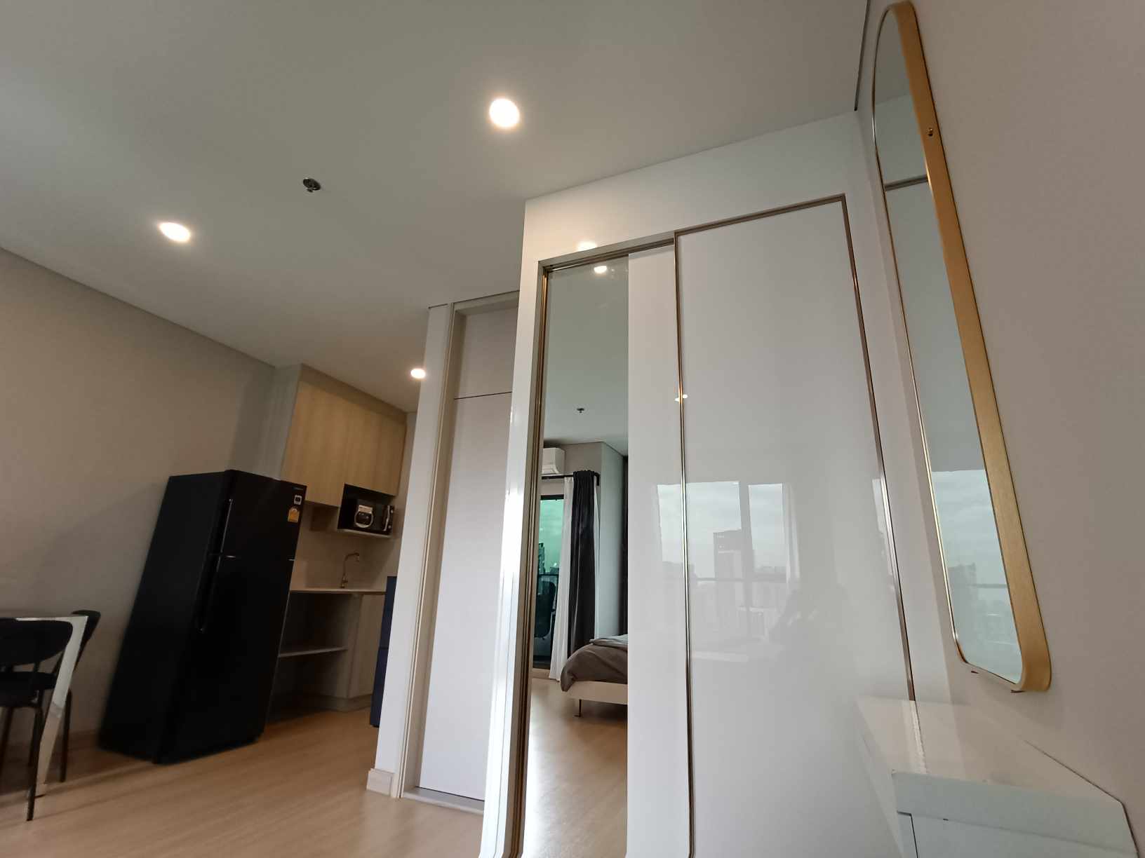 ให้เช่าคอนโด Lumpini Park Phahon 32 (ลุมพินี พาร์ค พหล 32) ห้องใหม่ปล่อยเช่า เจ้าของแต่งเหมือนอยู่เอง ชั้นสูง วิวเมืองดีงาม