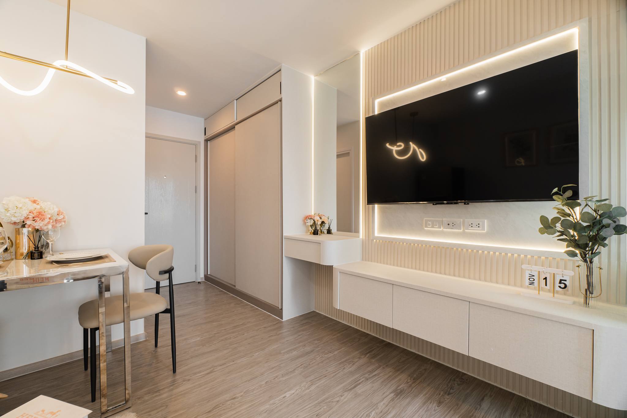 ให้เช่าคอนโด รีเจ้นท์โฮม บางนา / For Rent Regent Home Bangna (English below)