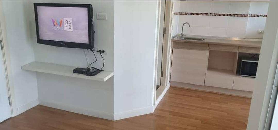 ขายคอนโด Lumpini Place Ratchayothin (ลุมพินี เพลส รัชโยธิน) 1 ห้องนอน 1 ห้องน้ำ ห้องครัว ห้องรับแขก ขนาด 28.5 ตรม ตึกบี ชั้น 20