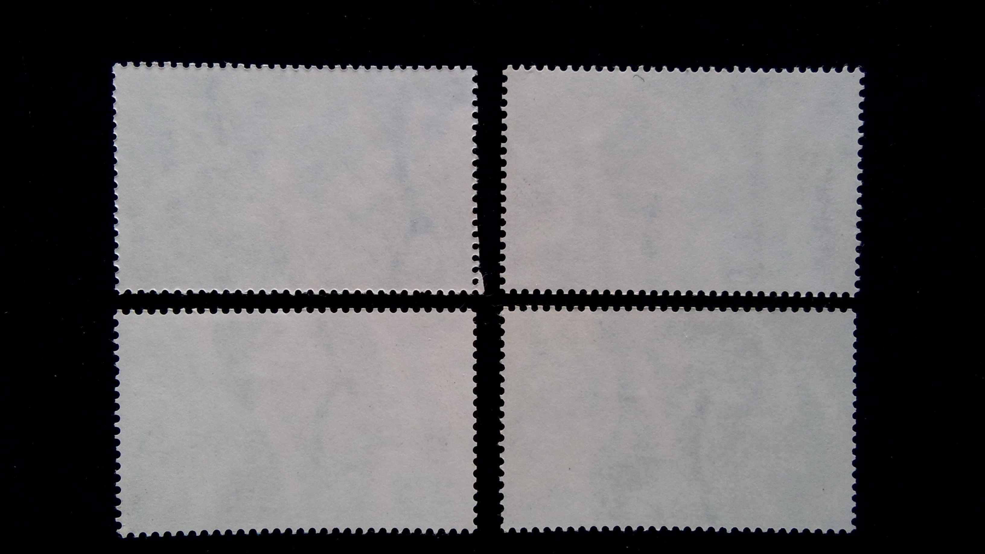 แสตมป์ ชุดที่ระลึกครบรอบ 100 ปี พิพิธภัณฑ์สถานแห่งชาติ ปี 2517