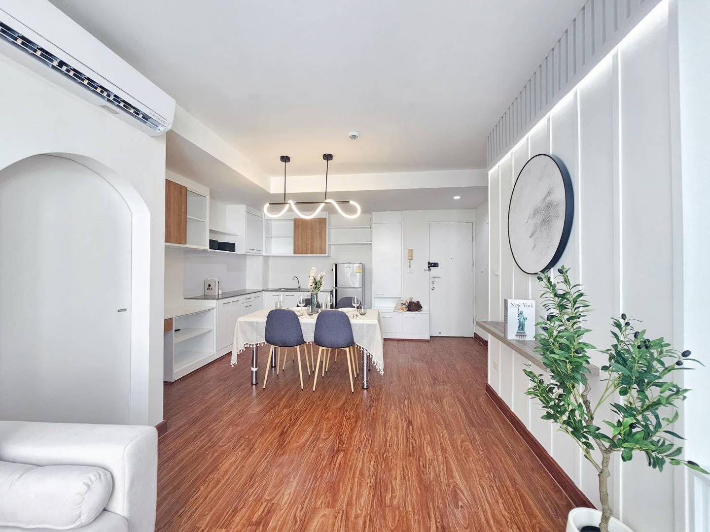 🔥 ขายคอนโดรีโนเวทใหม่ พร้อมเข้าอยู่! 🔥 The IRIS Rama 9 - Srinakarin (ดิ ไอริส พระราม 9 - ศรีนครินทร์)