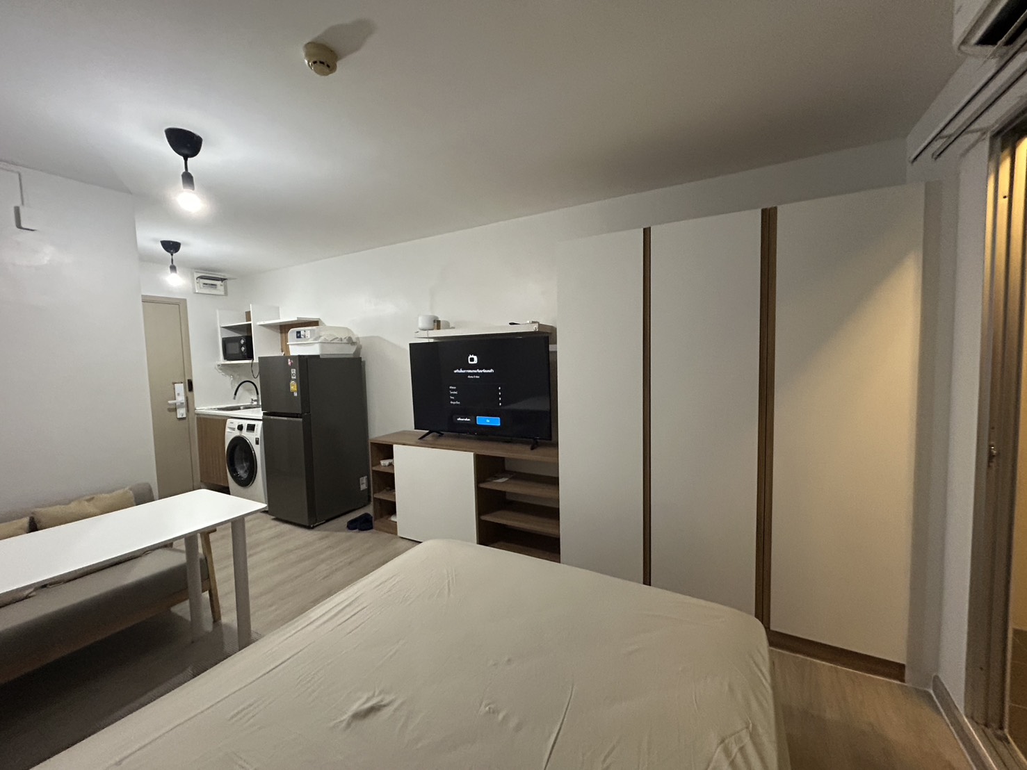 ให้เช่าคอนโด เอลลิโอ สุขุมวิท 64 (Elio Sukhumvit 64) พร้อมเข้าอยู่! 🏡