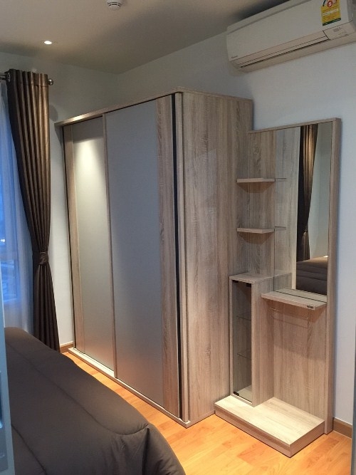 ให้เช่าคอนโด The President Sathorn-Ratchaphruek เช่า เดือนละ 13,000-15,000 บาท ตั้งอยู่บนหัวมุม