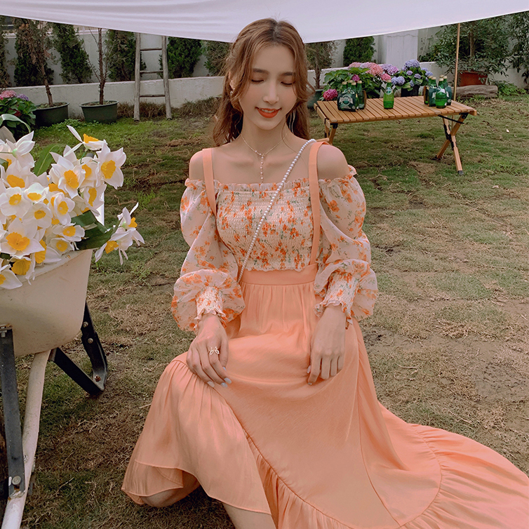 Palglg : พรีออเดอร์ กระโปรงยาวมีสายเอี๊ยมน่ารักๆ ทรงด้านข้างยาว หน้า-หลังสั้น มีซิปด้านหลัง แบรนด์แท้
