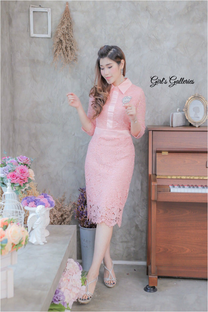 ชุดออกงาน/ชุดไปงานแต่งงานสีชมพูโอรส ผ้าลูกไม้ เข้ารูป สวยหวาน เรียบหรู