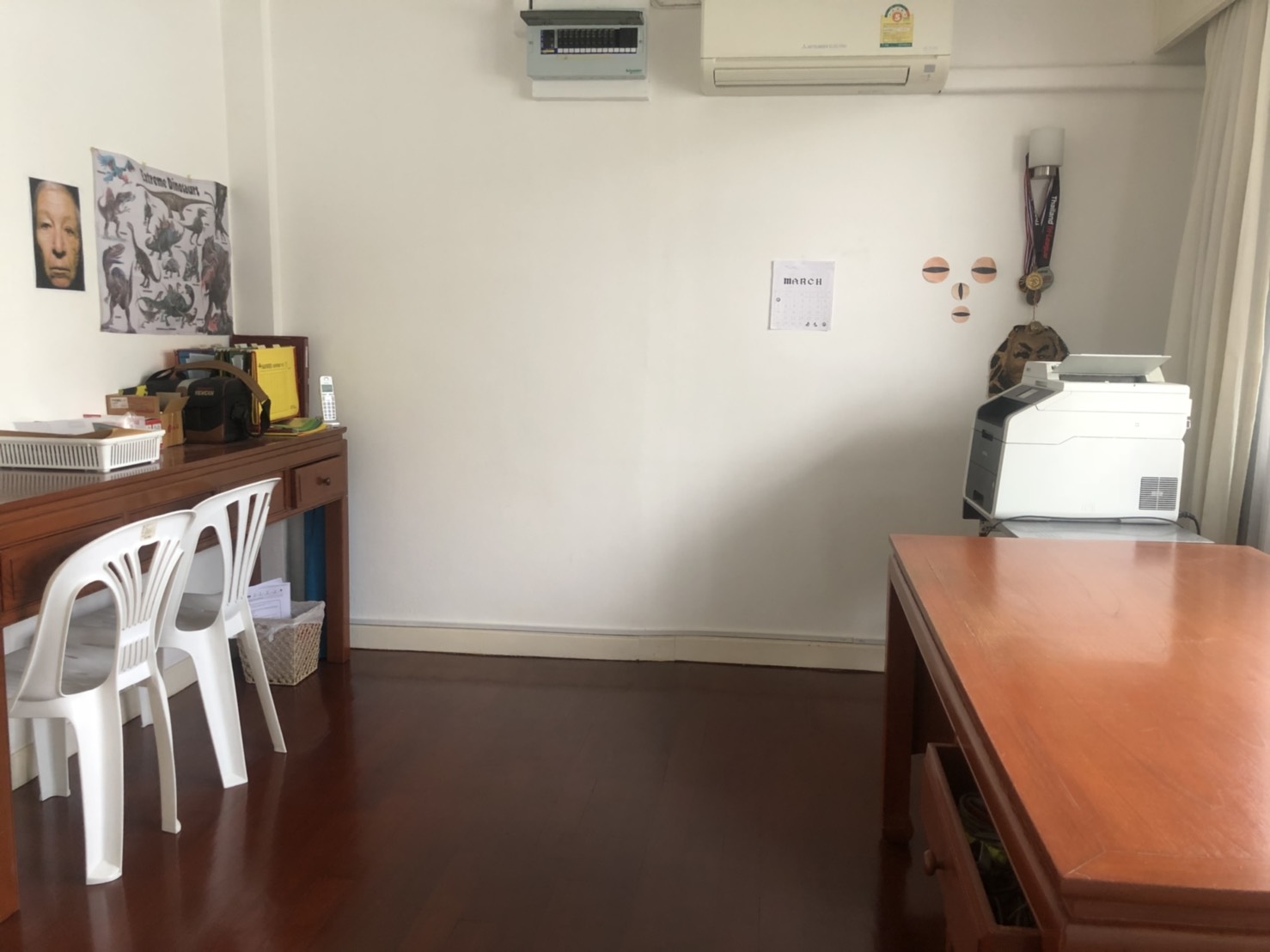 ขาย / เช่าบ้านทาวน์เฮ้าส์ ที่หมู่บ้านโฮมเพลส สุขุมวิท71 Moo Baan Home Place 4 ชั้น 4 ห้องนอน 4 ห้องน้ำ