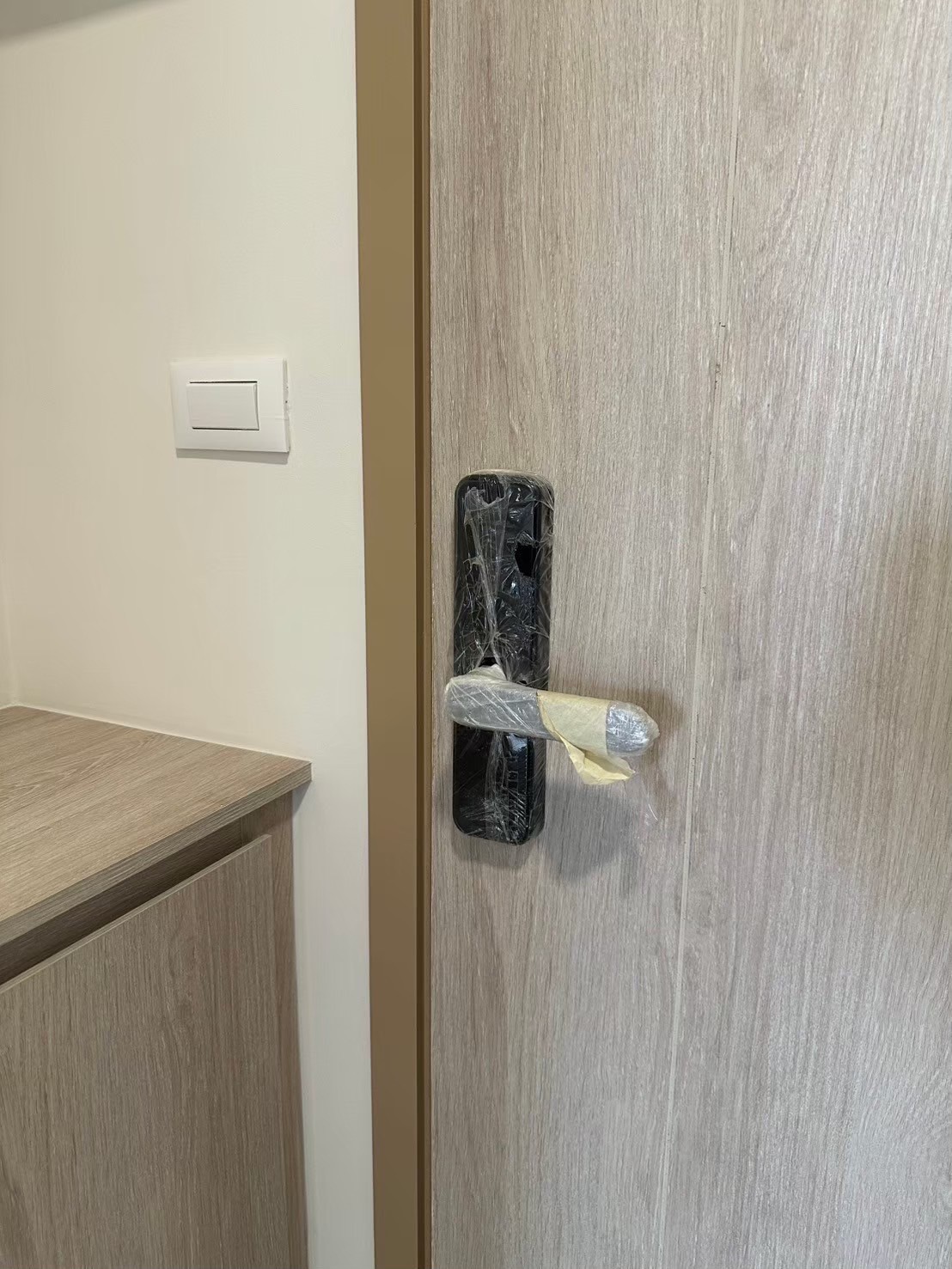 ให้เช่าคอนโด dcondo hype rangsit (ดีคอนโด ไฮป์ รังสิต) คอนโดทำเลดีที่อยู่ติดถนนใหญ่ ตรงข้าม ม.กรุงเทพ