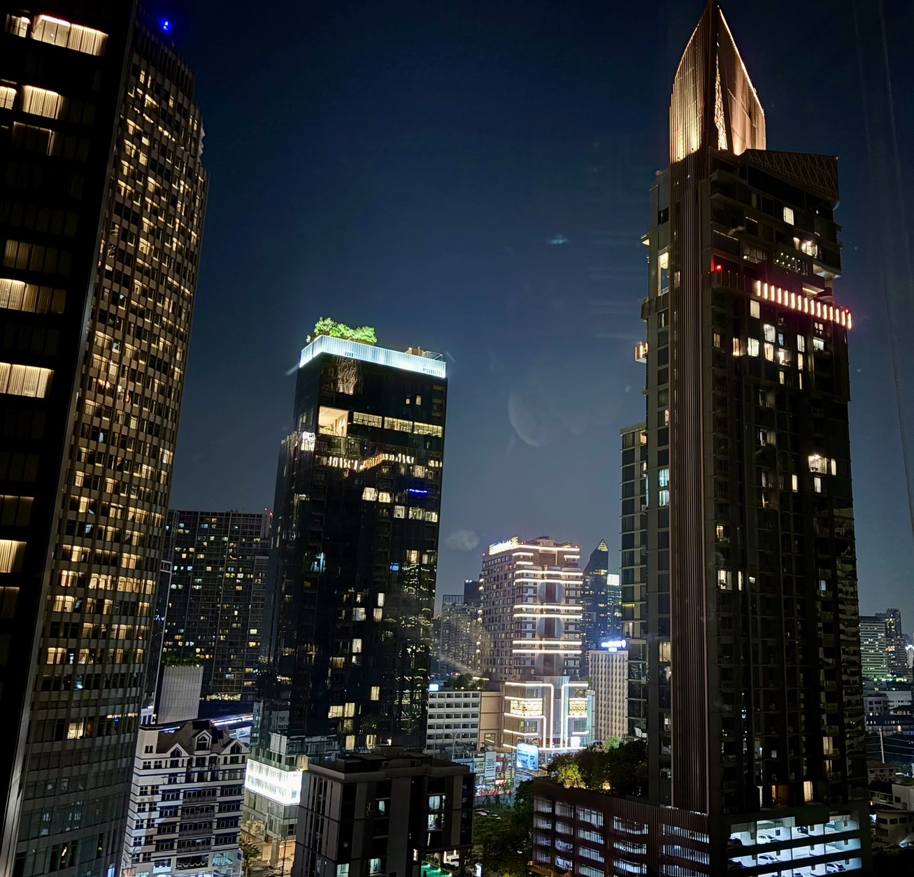 ให้เช่าคอนโด คัลเจอร์ ทองหล่อ / For Rent Culture Thonglor (English below)