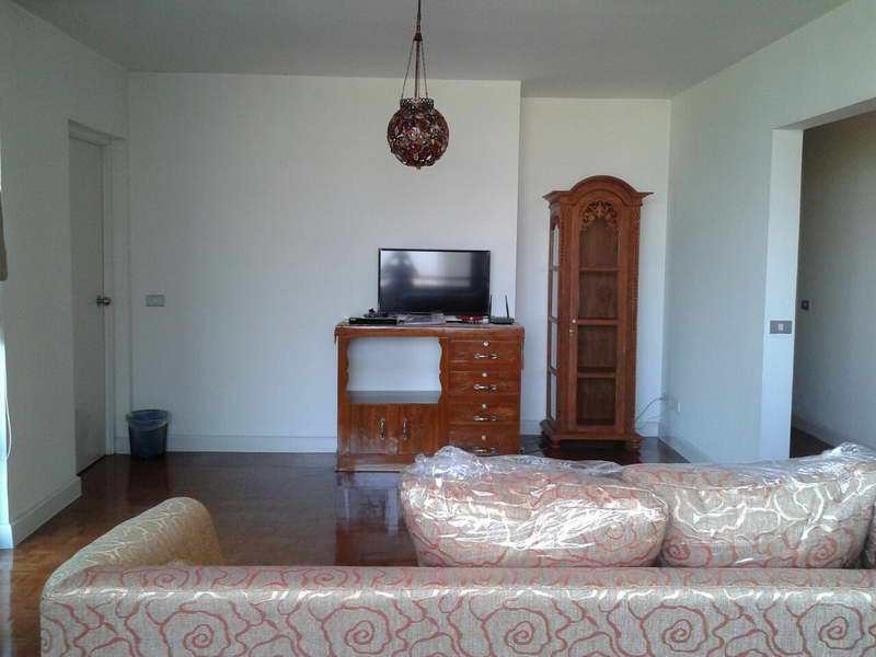 ให้เช่า คอนโด Lake View พื้นที่ 118 ตรม. 3ห้องนอน 3ห้องน้ำ วิวทะเลสาบ เมืองทองธานี ชั้น 28, 1 ห้องนั่งเล่น 1 ห้องครัว 2ระเบียง