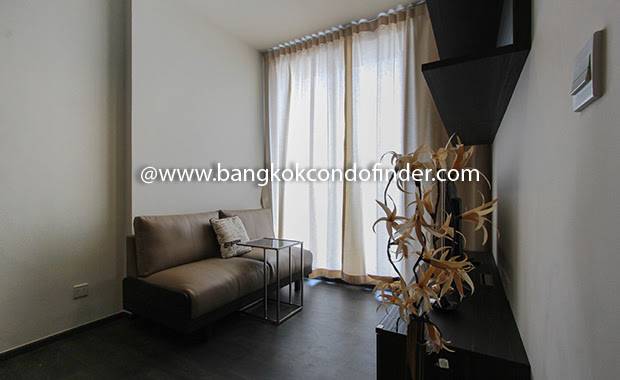 ให้เช่าคอนโด Edge Sukhumvit 23 (เอดจ์ สุขุมวิท 23) 1 ห้องนอน 1 ห้องน้ำ เนื้อที่ 35 ตรม. ชั้น 10