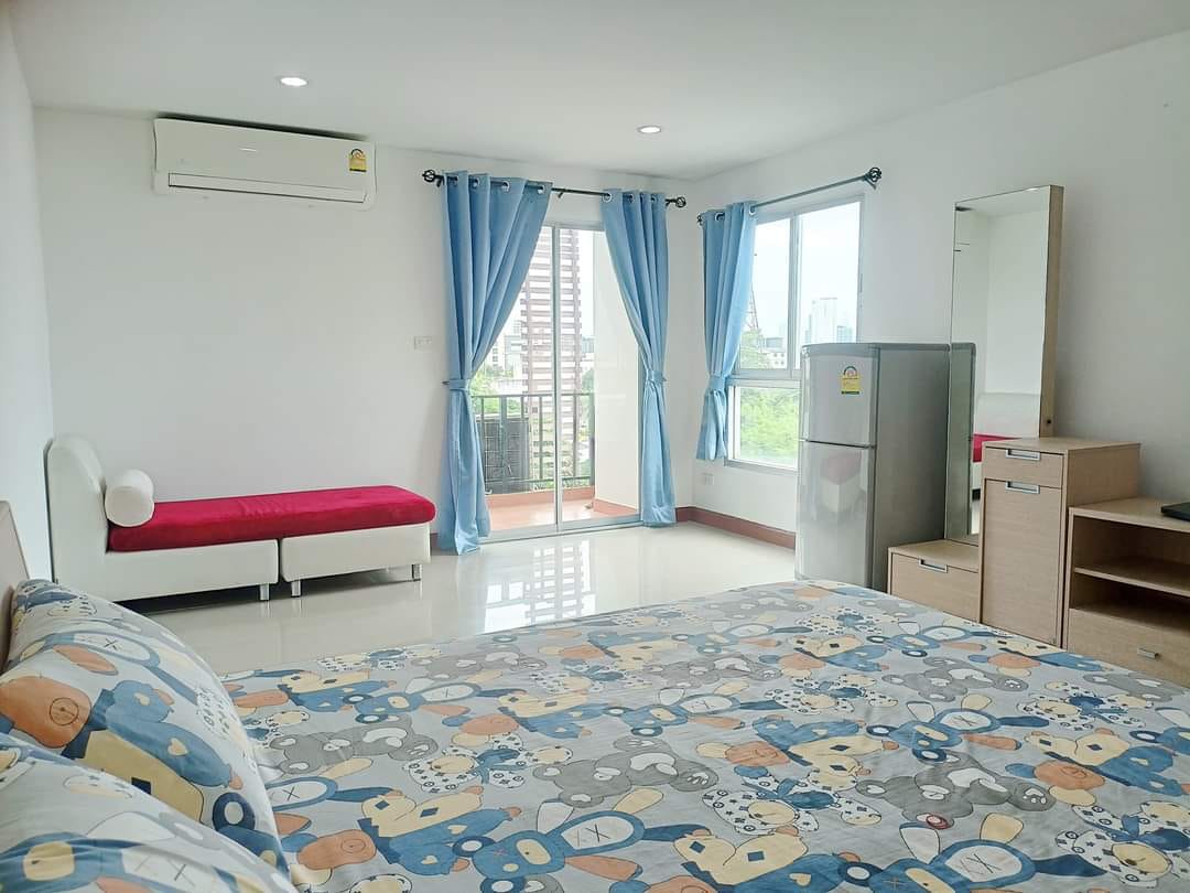 ให้เช้าคอนโด Regent Home 5 Ratchada 19 : รี เจ้ น ท์ โฮม 5 รัชดาภิเษก 19, (MRT รัชดา) #ห้องมุมสวย สตูดิโอ ขนาด 32 ตร.ม. ชั้น 6 พร้อมเฟอร์นิเจอร์