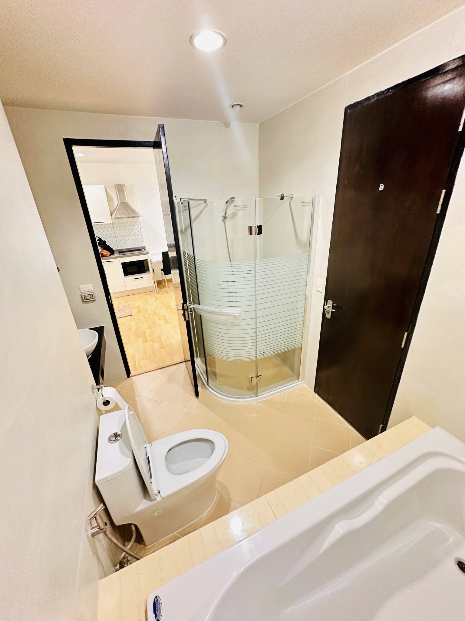 ð āđāļŦāđāđāļāđāļēāļāļāļāđāļ The Address Siam-Ratchathewi : āļāļī āđāļāļāđāļāļĢāļŠ āļŠāļĒāļēāļĄ-āļĢāļēāļāđāļāļ§āļĩ āđāļāļĩāļĒāļ 300 āđāļĄāļāļĢ āļāļēāļ BTS āļĢāļēāļāđāļāļ§āļĩ āļĢāļīāļĄāļāļāļāđāļāļāļĢāļāļļāļĢāļĩ āđāļĄāđāļāđāļāļāđāļāļīāļāđāļāđāļēāļāļāļĒ