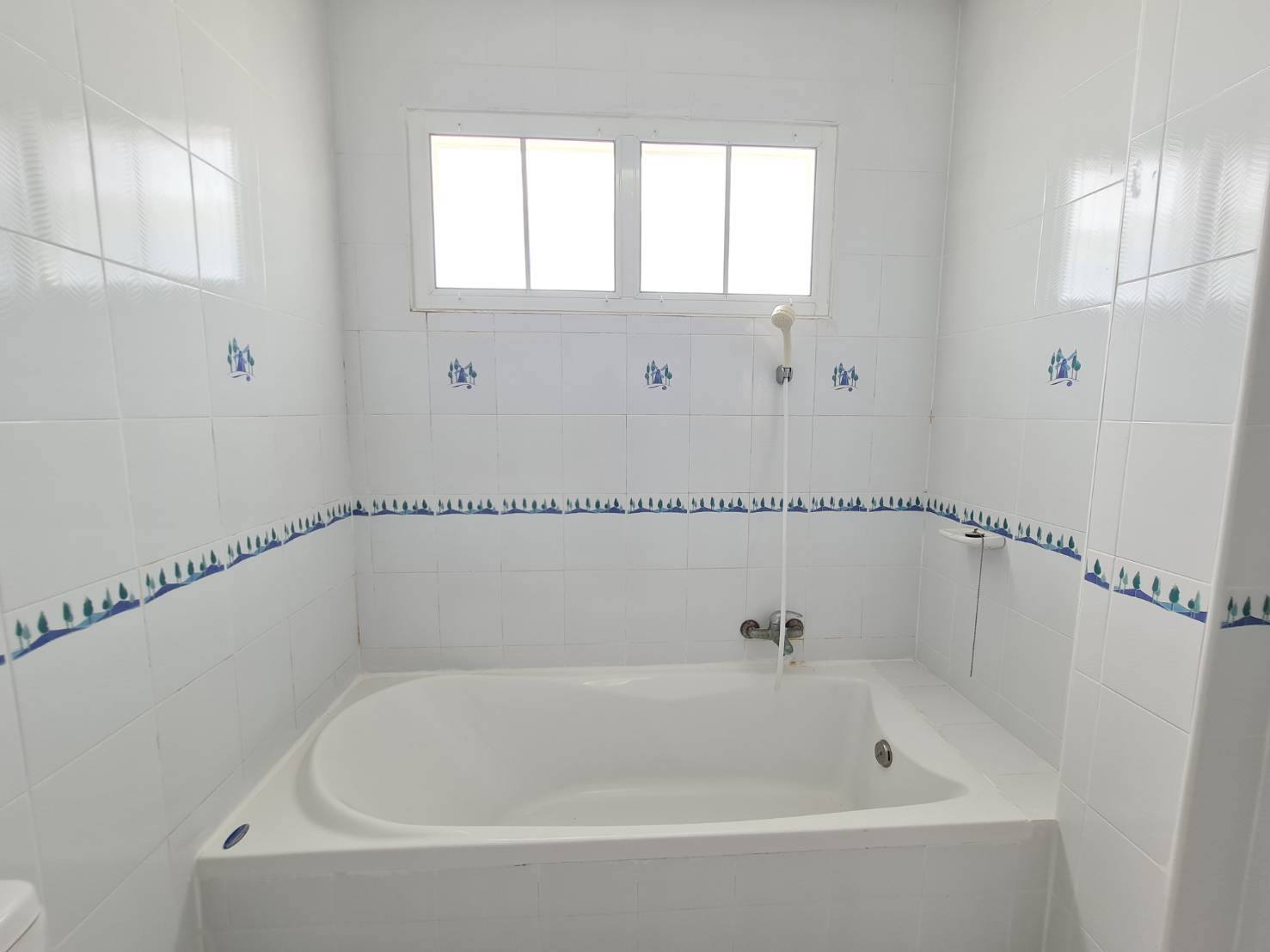 🏡 ขายบ้านเดี่ยวหลังใหญ่ วิวภูเขาล้อมรอบ หมู่บ้านพบโชคการ์เด้นฮิล (Phobchok Garden Hill) บางเสร่ – สัตหีบ