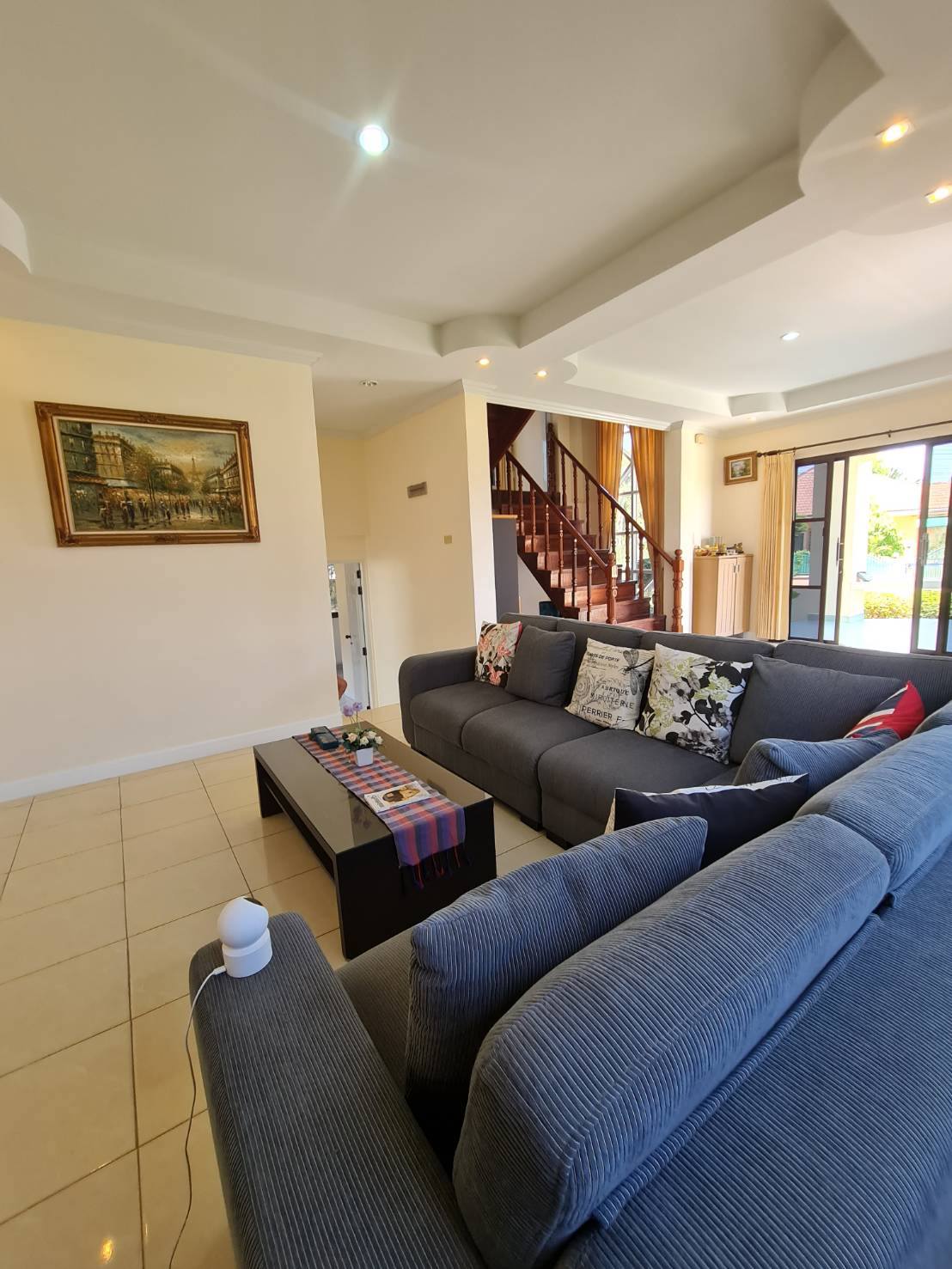 🏡 ขายบ้านเดี่ยวหลังใหญ่ วิวภูเขาล้อมรอบ หมู่บ้านพบโชคการ์เด้นฮิล (Phobchok Garden Hill) บางเสร่ – สัตหีบ