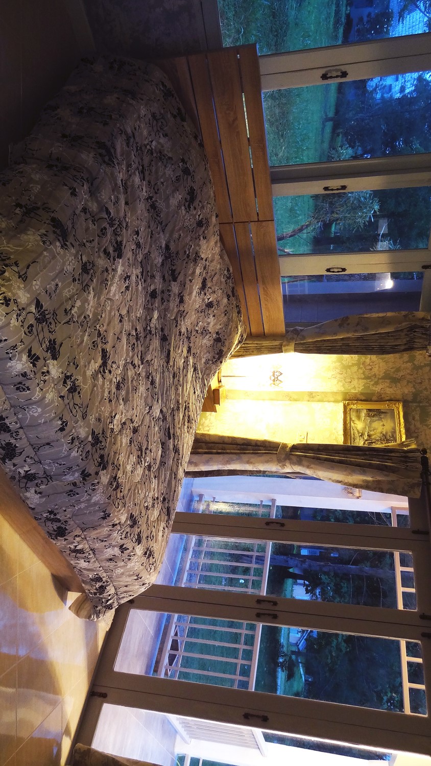 รหัสทรัพย์ 32240 ให้เช่า / ขาย บ้านเดี่ยว 2 ชั้น ใน Brookside Valley Rayong ใกล้ทะเลสาบ ( เดินแค่ 20 วินาที ) เนื้อที่ 105 ตรว. 3 ห้องนอน 2 ห้องน้ำ โซฟาสามารถปรับเป็นเตียงนอนได้