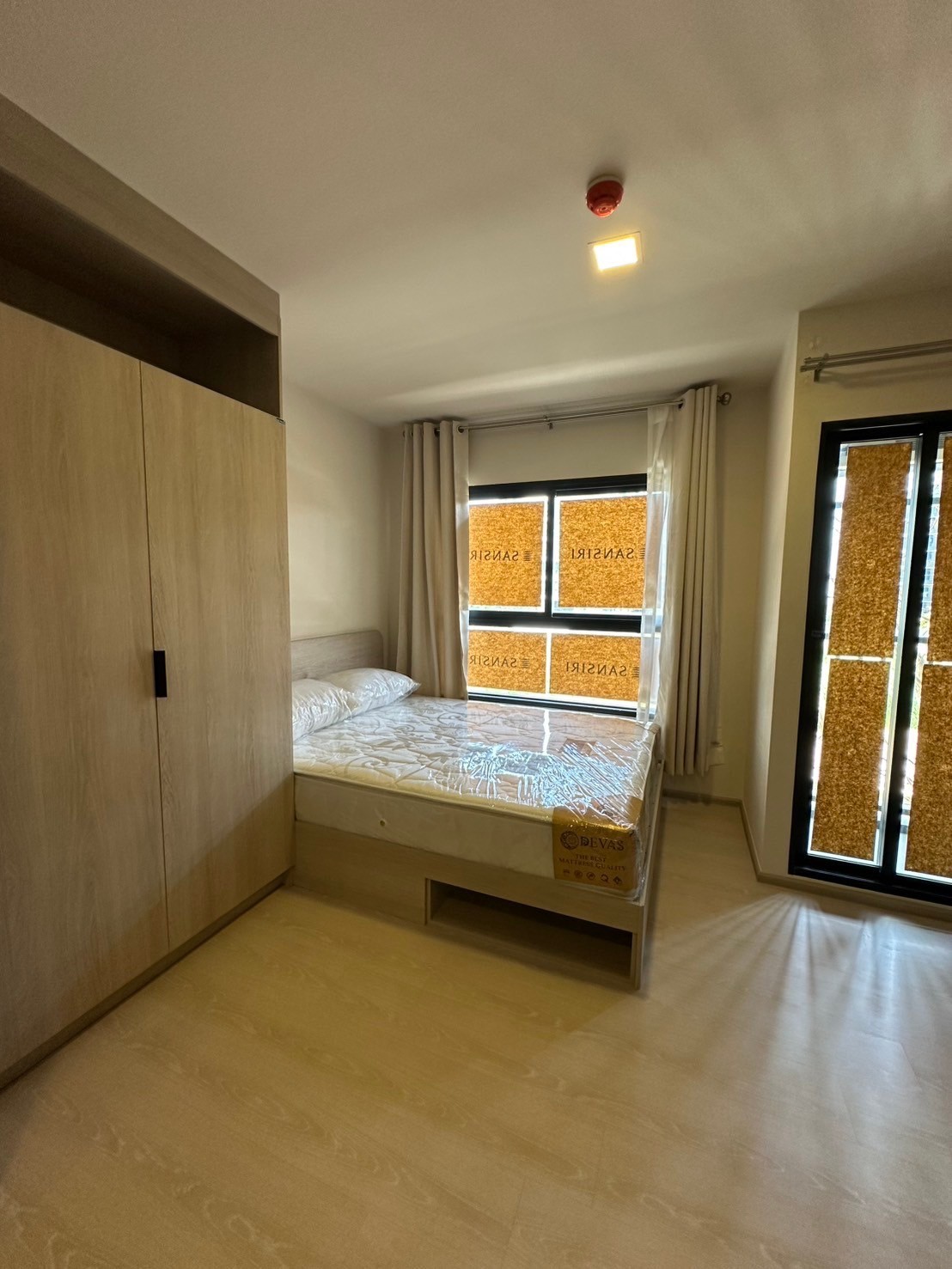 ให้เช่าคอนโด d condo shine rangsit ดีคอนโด ชายน์ รังสิต 1 ห้องนอน 1 ห้องน้ำ ขนาด 26 ตรม (มี 2 ห้องติดกันห้อง 65-66 )