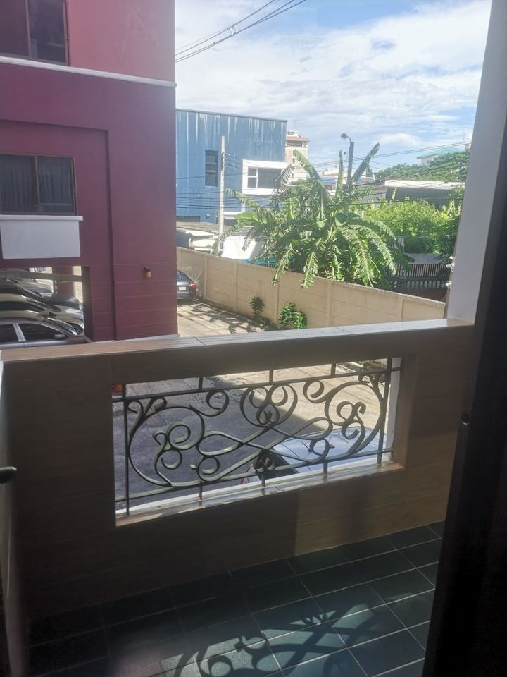 ขายคอนโดทาวน์อินทาวน์-วังทองหลาง Bodin Suite Home (บดินทร์ สวีท โฮม) ขายราคา 2,200,000 บาท ขายคอนโดบดินทร์สวีทโฮม ใกล้โรงเรียน