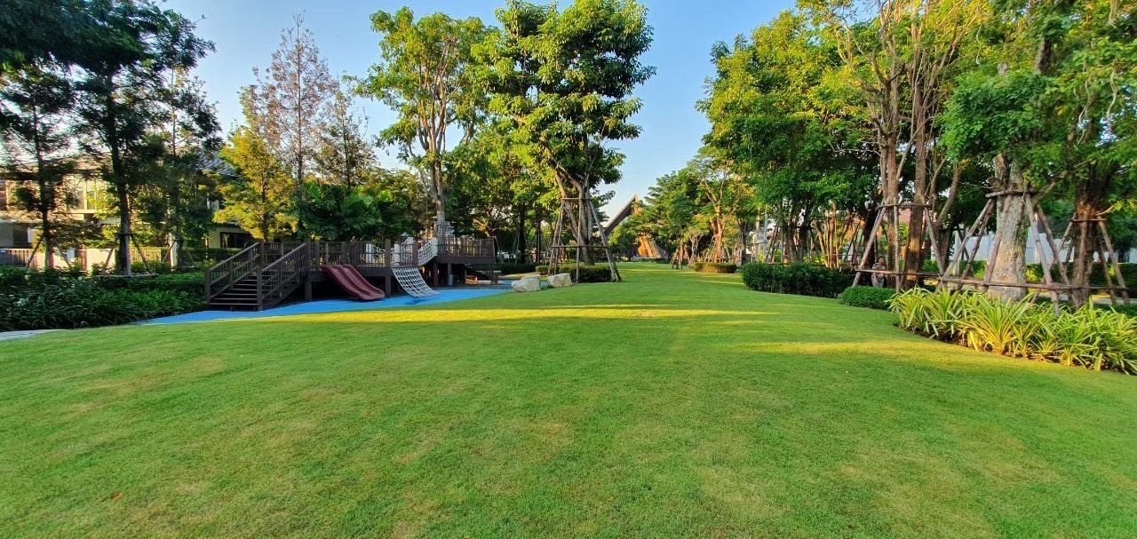 ให้เช่าบ้านหรู ติดสวน ติด Clubhouse หมู่บ้าน บุราสิริ พัฒนาการ ซอย 20 (ซอยในหมู่บ้าน) ซอยพัฒนาการ 87