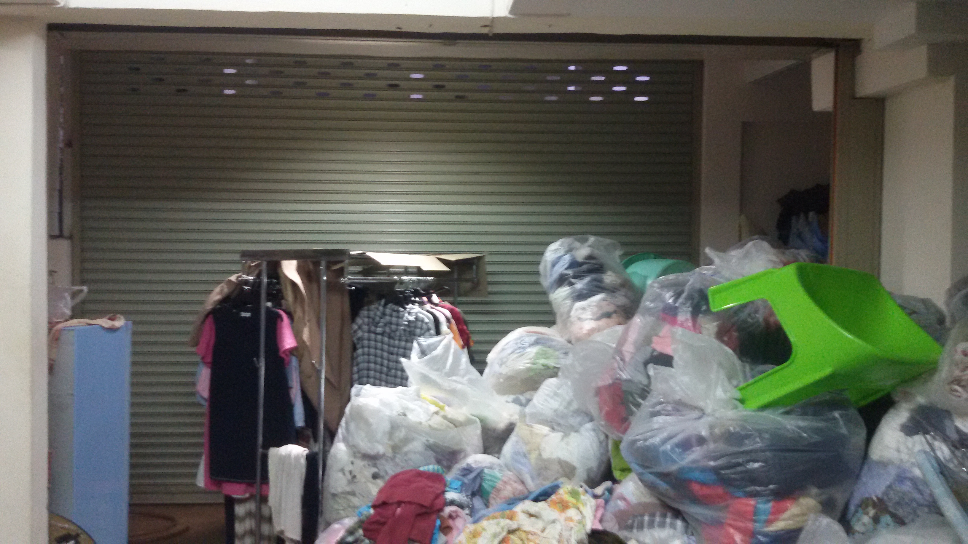 ขายตึกแถวอาคารพาณิชย์ 5 ชั้น ห้องมุม ชั้นลอยต่อเติมเต็มพื้นที่ มีชั้นใต้ดิน หน้ากว้าง 6 เมตร ตัวตึกติดถนนใหญ่