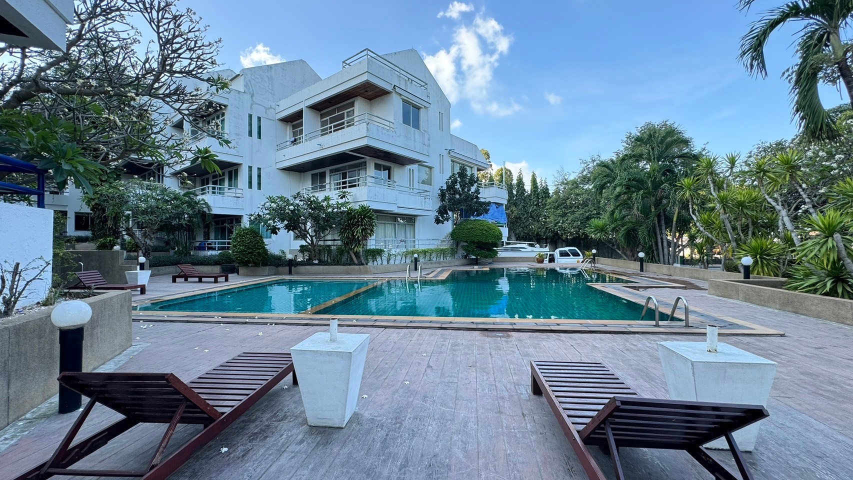 ให้เช่าคอนโด Rama Harbour view condo (รามา ฮาร์เบอร์ วิว คอนโด) ชั้น 1 วิวทะเล 2 ห้องนอน 2 ห้องน้ำ