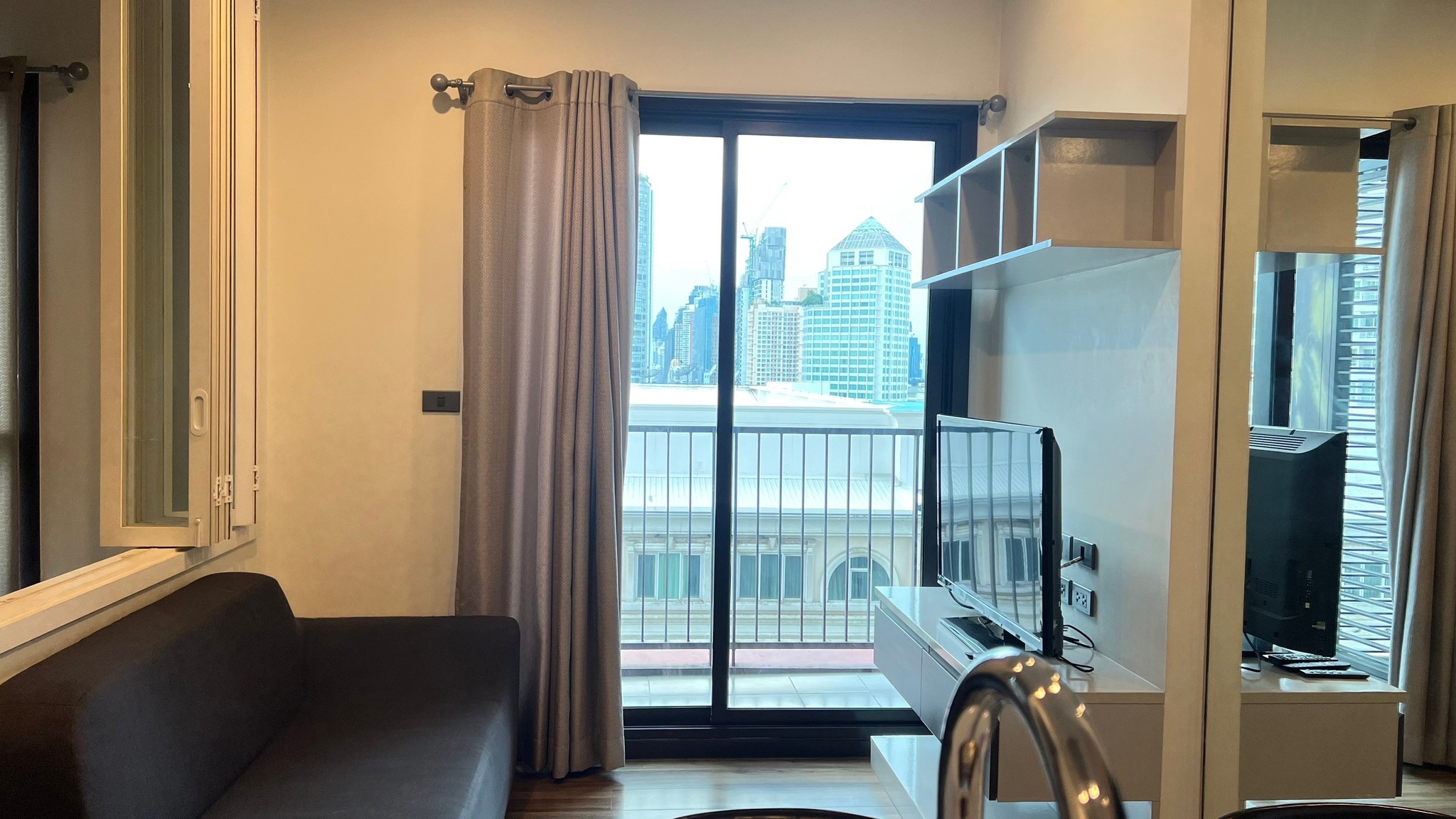 ให้เช่าคอนโด ไวน์ สุขุมวิท / For Rent WYNE Sukhumvit (English below)