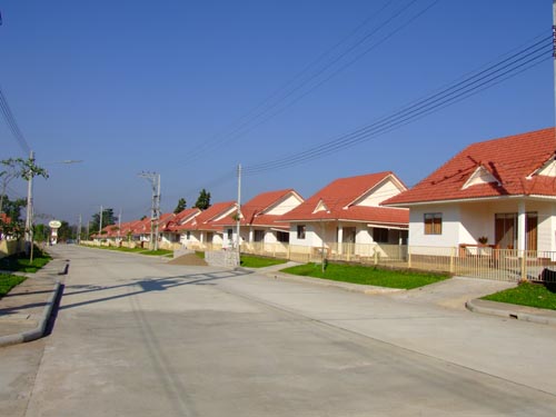 ขายโครงการบ้านจัดสรร บ้านเฟื่องฟ้าอิงดอย จังหวัดลำพูน พื้นที่ 51 ไร่ ขายราคา 55 ล้าน สามารถดำเนินกิจการต่อได้เลย