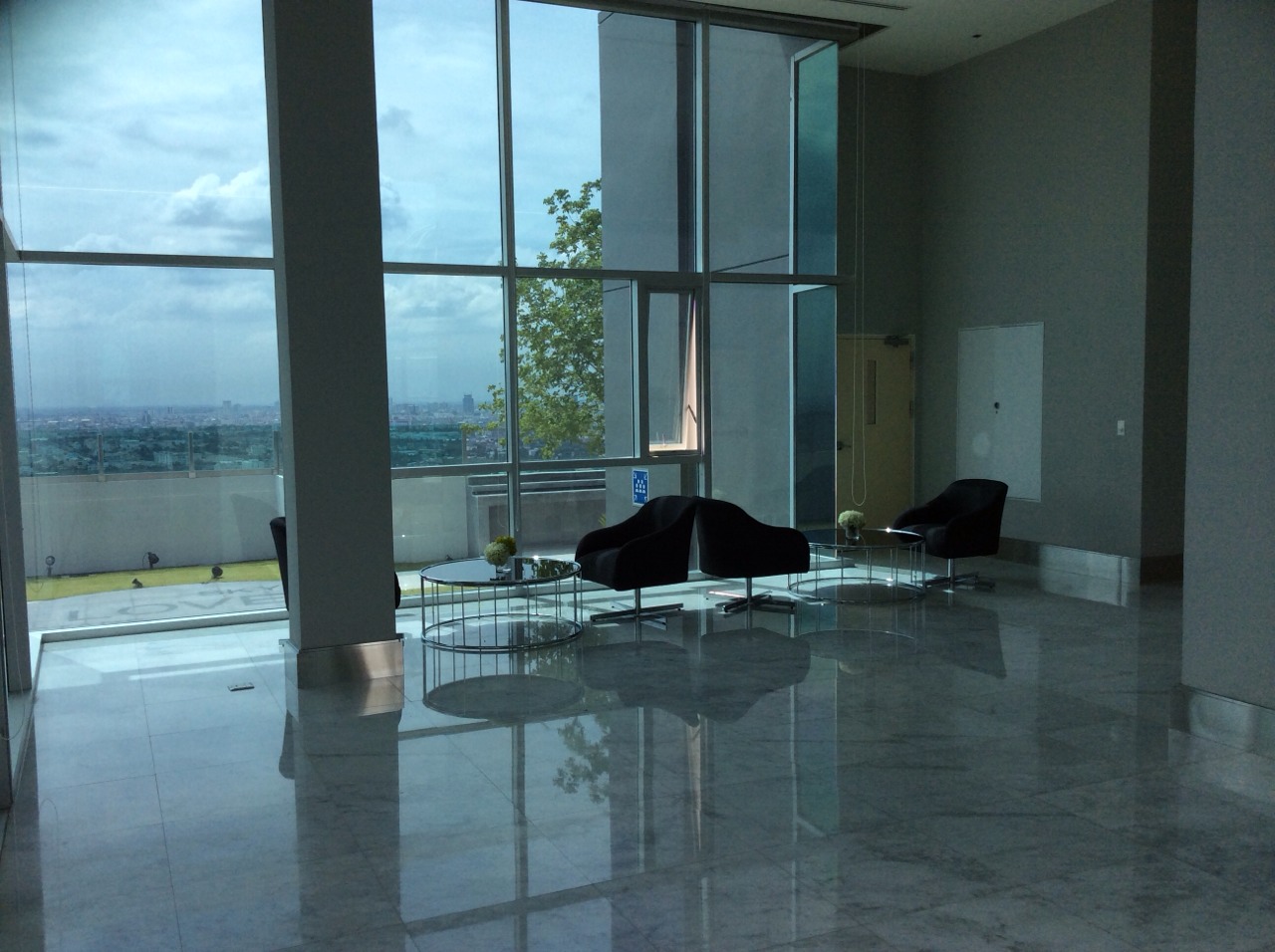 Life @ Ratchada-Huaikwang (คอนโดไลฟ์ รัชดา-ห้วยขวาง ) ให้เช่า ราคา 18,000 ต่อเดือน