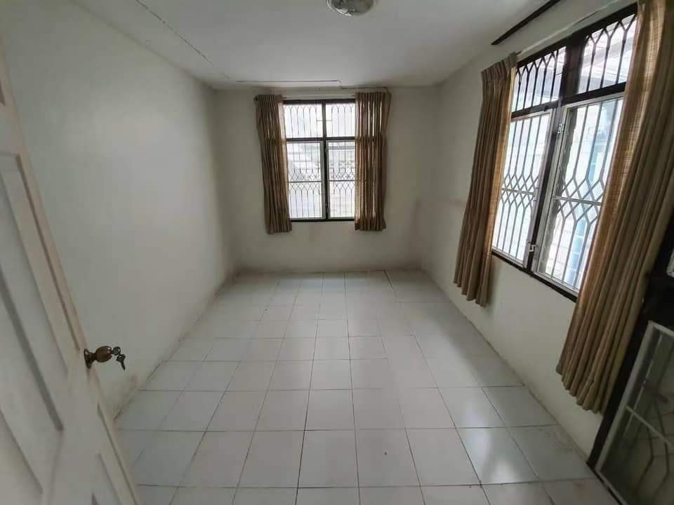 ขายบ้านเดี่ยว 2 ชั้น ซอยประชาราษฏร์บำเพ็ญ 15 แยก 3 ห่าง#MRTเพียง1.1กม. ขนาด 50 ตร.ว