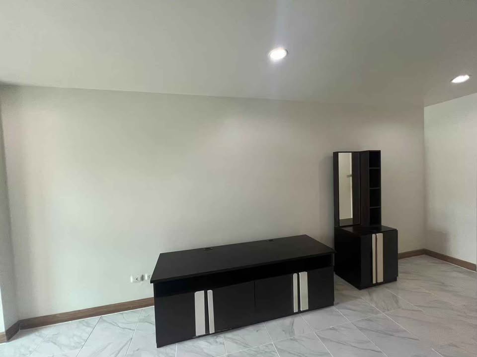 ด่วน! ให้เช่าคอนโด Regent Home Condo 9 Sukhumvit 64 (คอนโด รีเจ้นท์ โฮม 9 สุขุมวิท 64)