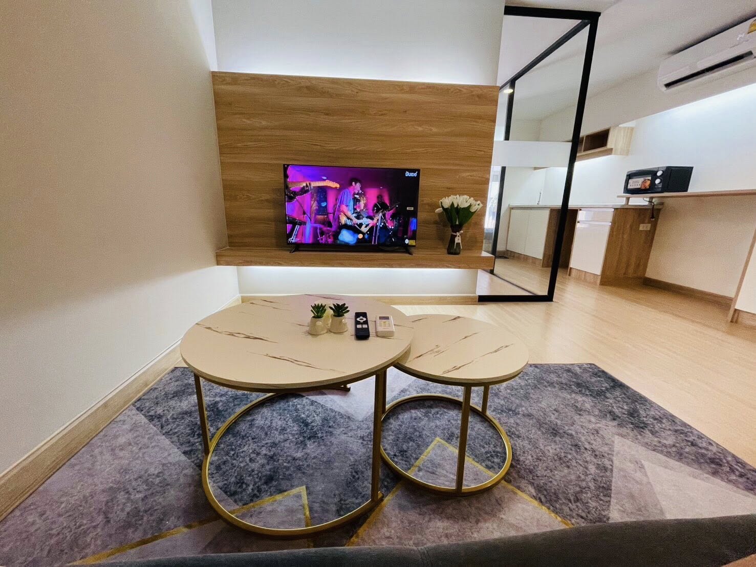 ให้เช่าคอนโด เลเวล คอนโด บางนา / For Rent Level Condo Bang Na (English below)