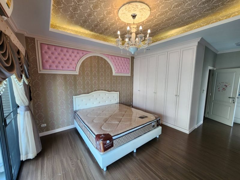 ขาย /ให้เช่า บ้านเดี่ยว 3 ชั้น หมู่บ้าน ลุมพินี สวนหลวงร.9 ราคาเช่า 85,000 บาท ต่อเดือนถูกและสวย