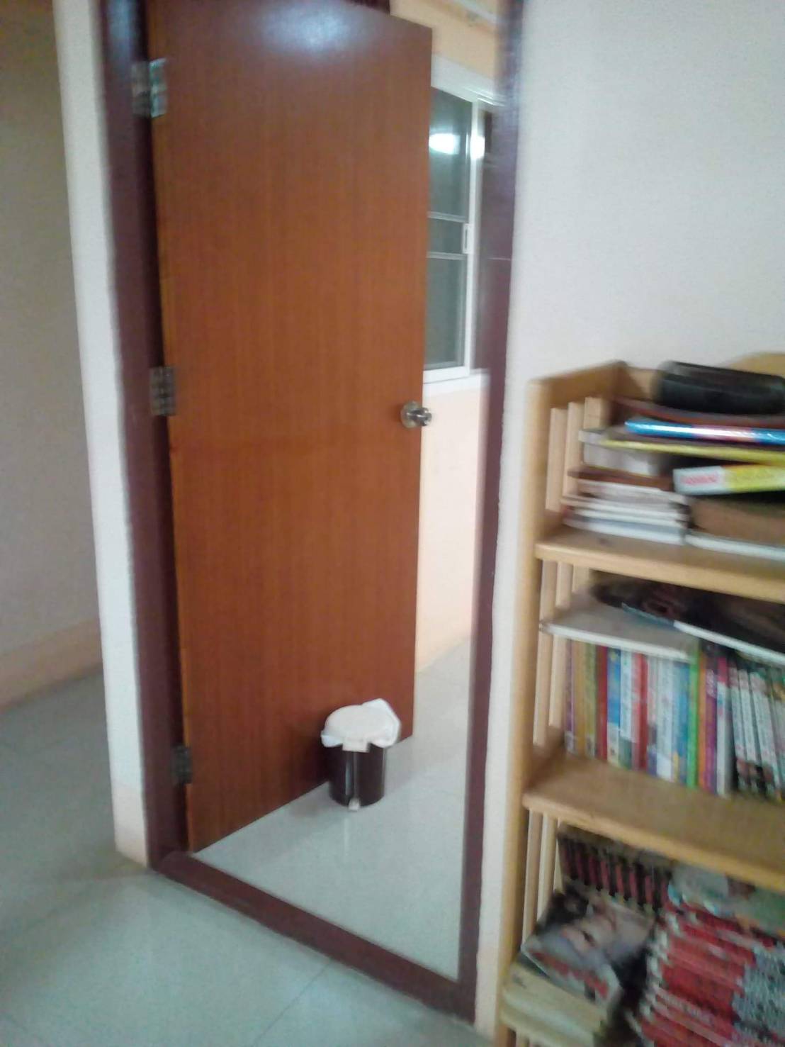 ขายตึกแถว 5 ชั้น ขนาด 25 ตร.วา ( พร้อมกิจการห้องเช่า 14 ห้อง ) ตั้งอยู่ถนนประชาสงเคราะห์ ซอย 16