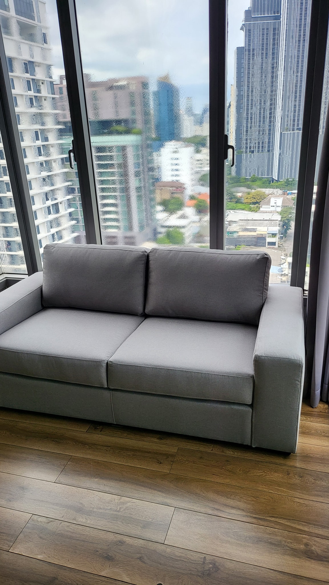 ให้เช่าคอนโดแต่งครบ Ceil by Sansiri (ซีล บาย แสนสิริ) ซอย 12 1 ห้องนอน ขนาด 47 ตรม. ชั้น 16 วิว เพชรบุรีและทองหล่อ