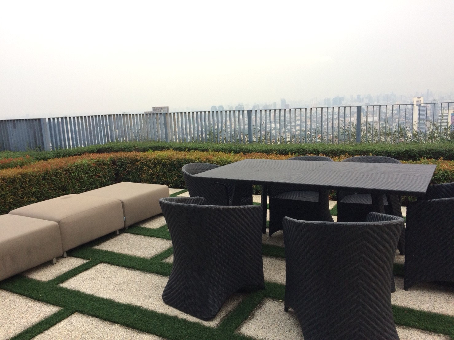 ให้เช่าคอนโด M Ladprao (เอ็ม ลาดพร้าว) 1 ห้องนอน 1 ห้องน้ำ ขนาด 26 ตรม ชั้น 26 ประตูห้อง Digital door lock