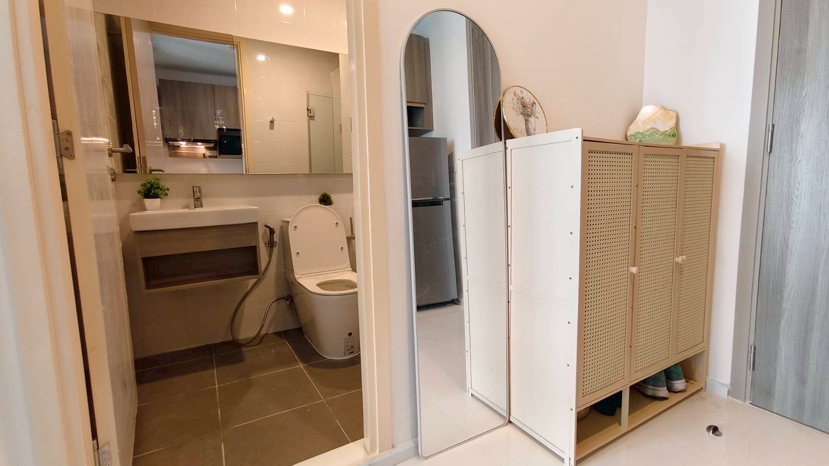 ให้เช่าคอนโด ไนท์บริดจ์ สุขุมวิท–เทพารักษ์ / For Rent Knightsbridge Sukhumvit – Thepharak (English below)