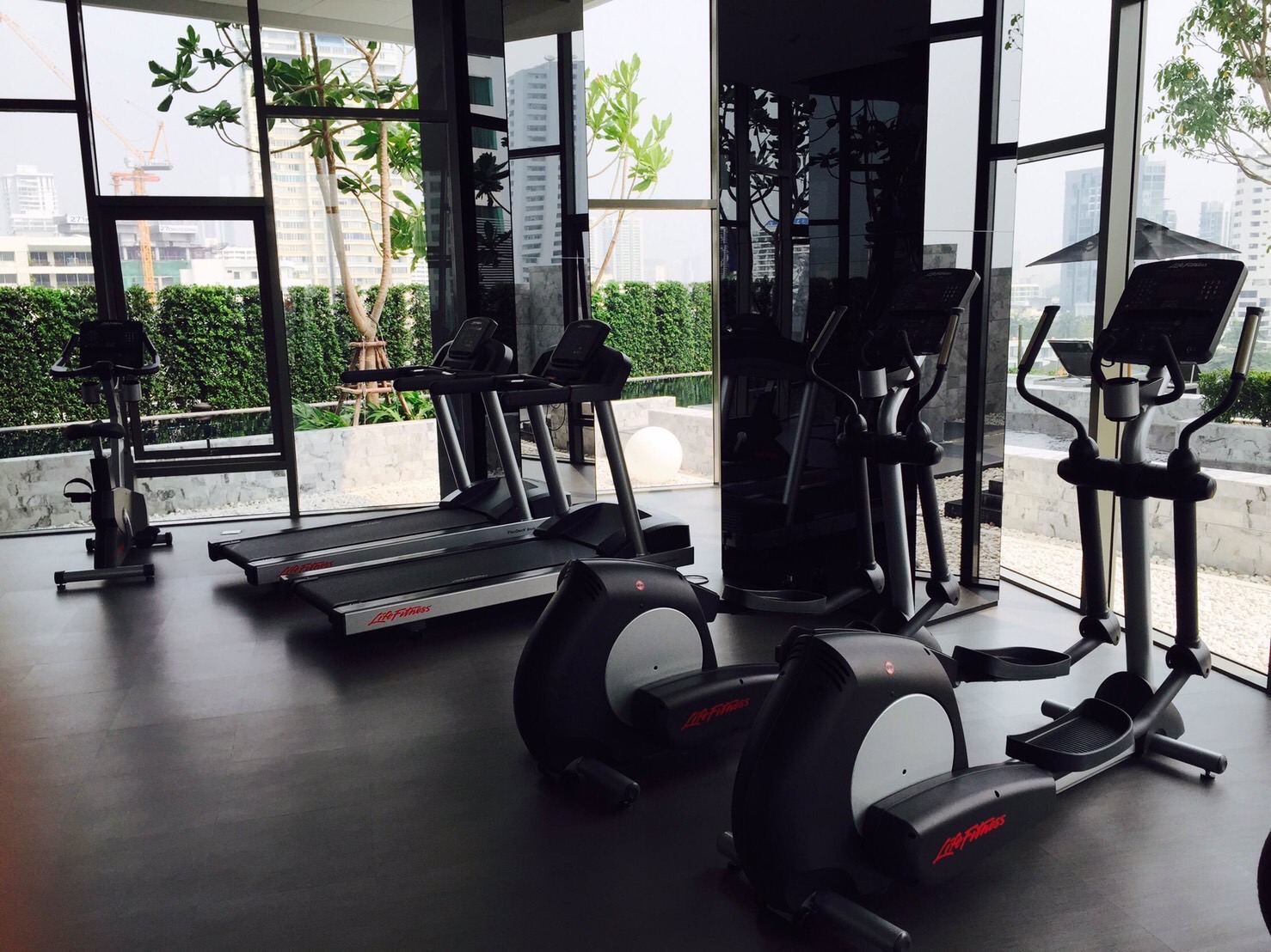 ให้เช่าคอนโด HQ Thonglor by Sansiri : เฮชคิว บาย แสนสิริ 1 ห้องนอน 1 ห้องน้ำ ขนาด 51 ตรม ชั้น 14