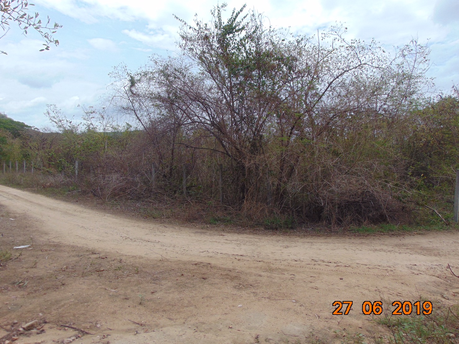 ห้เช่าที่ดินหลังศาลจังหวัดหัวหิน เนื้อที่ประมาณ 10 ไร่ สามารถแบ่งเช่าได้